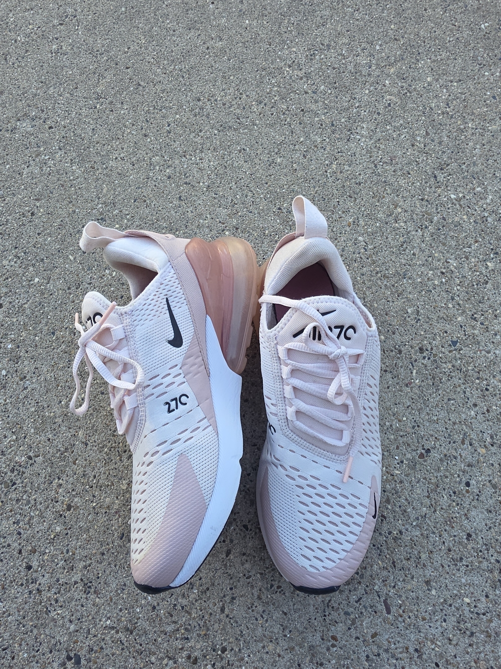 Nike Air Max 270 Women’s Sneaker Size 9 - Picture 9 of 16
